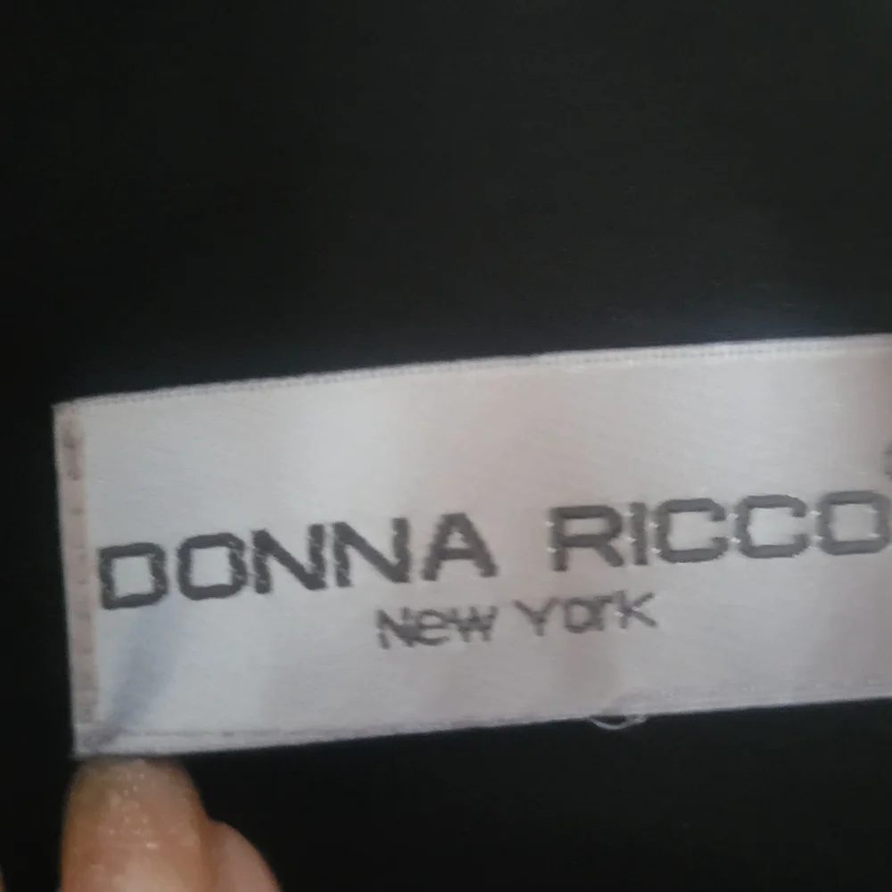 Donna Ricco polka dot Navy dress. Fabulous condition